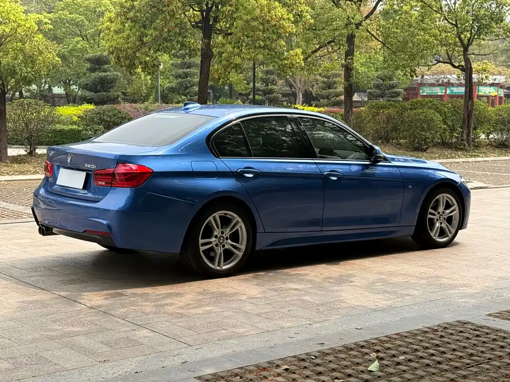 BMW 3 Series — фото 14
