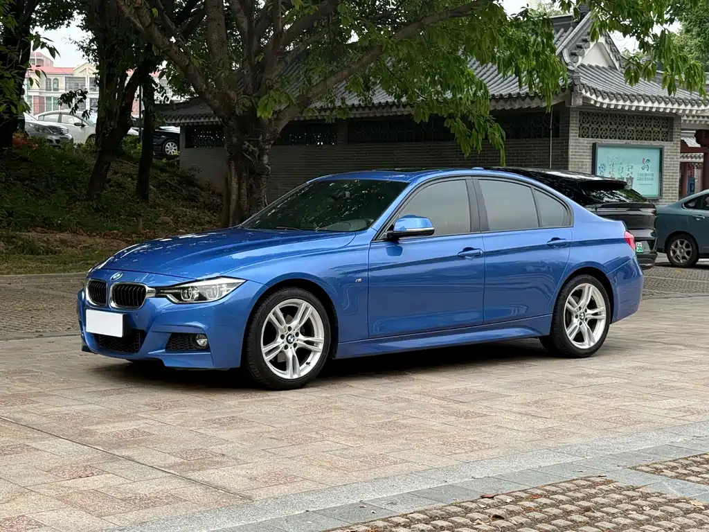 BMW 3 Series — фото 1