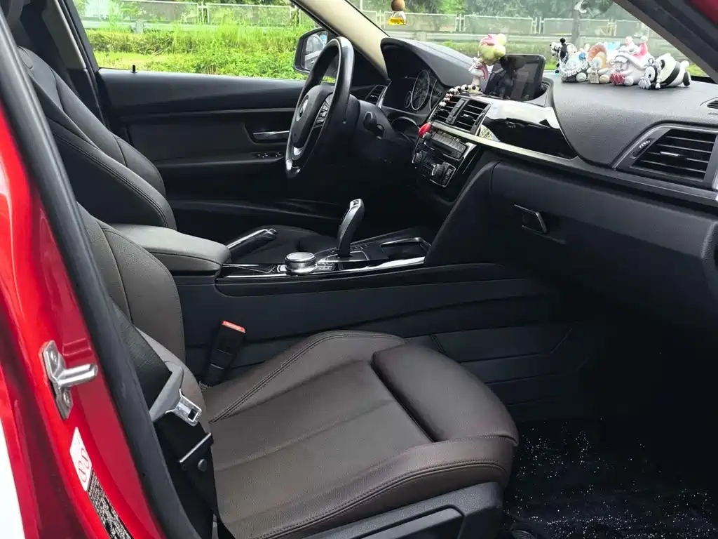 BMW 3 Series — фото 11