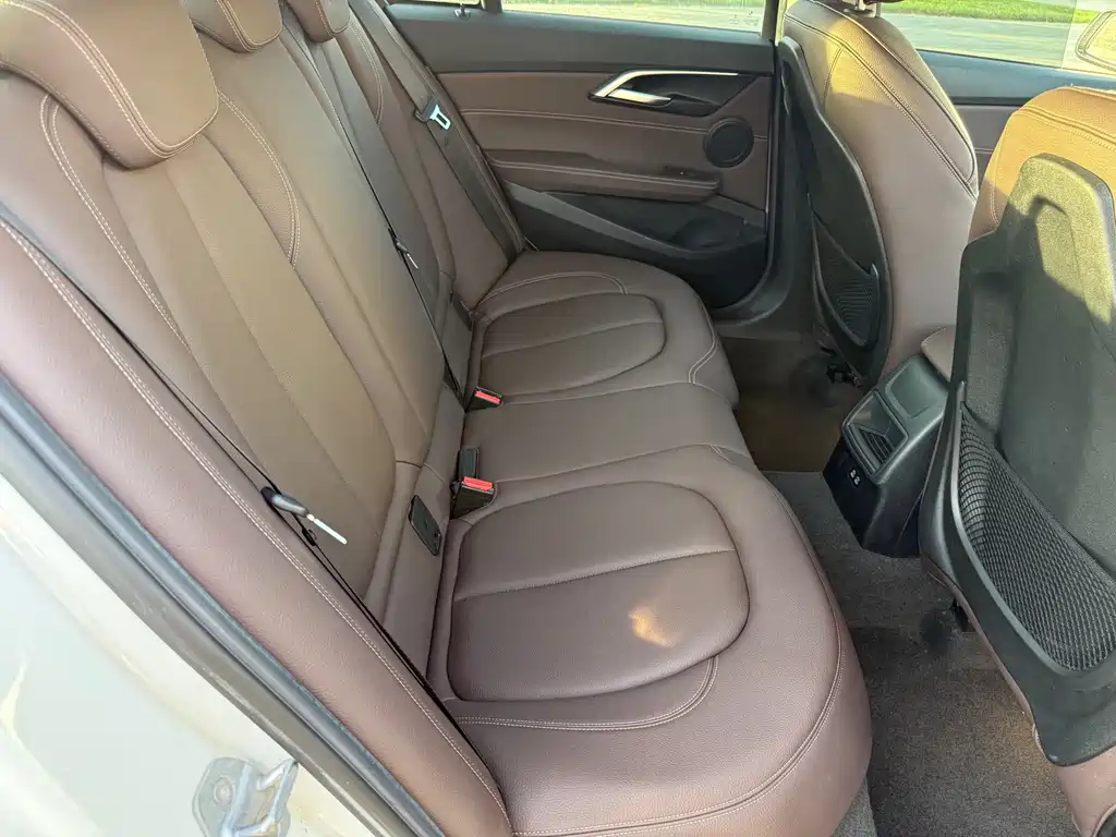 BMW 1 Series — фото 14