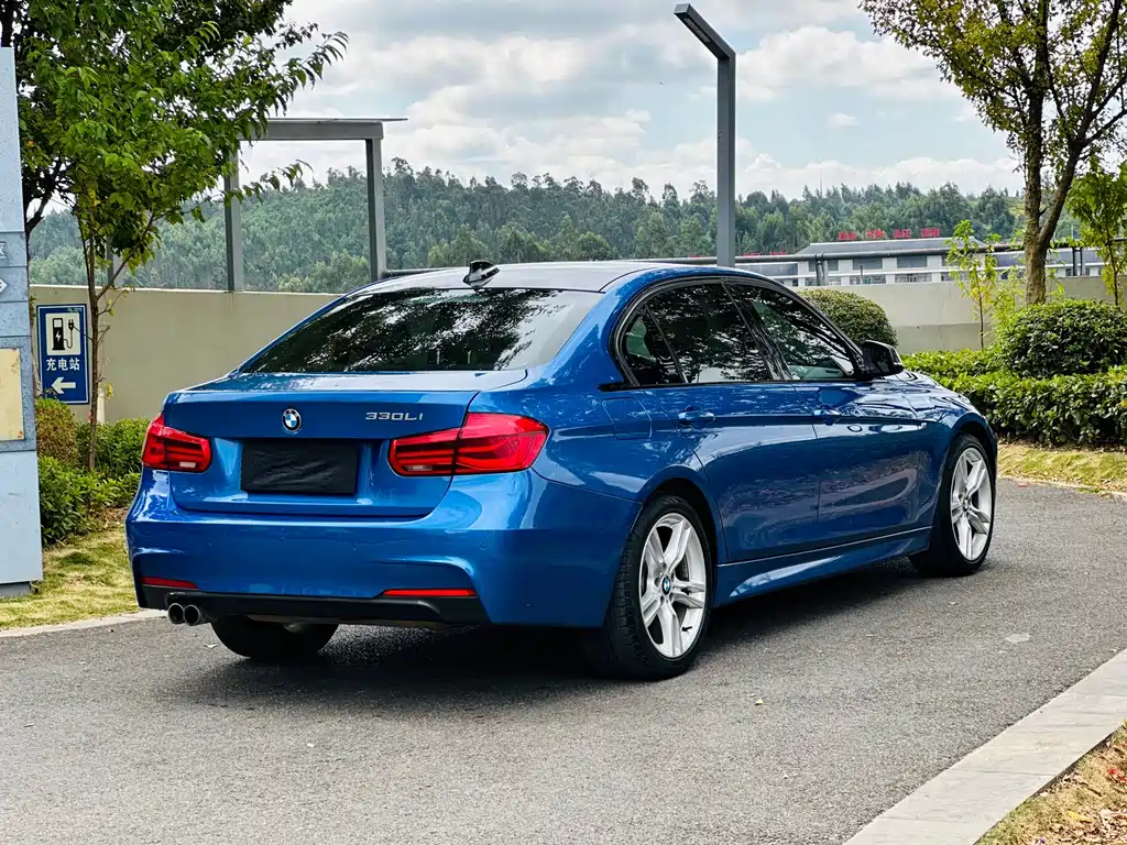 BMW 3 Series — фото 11