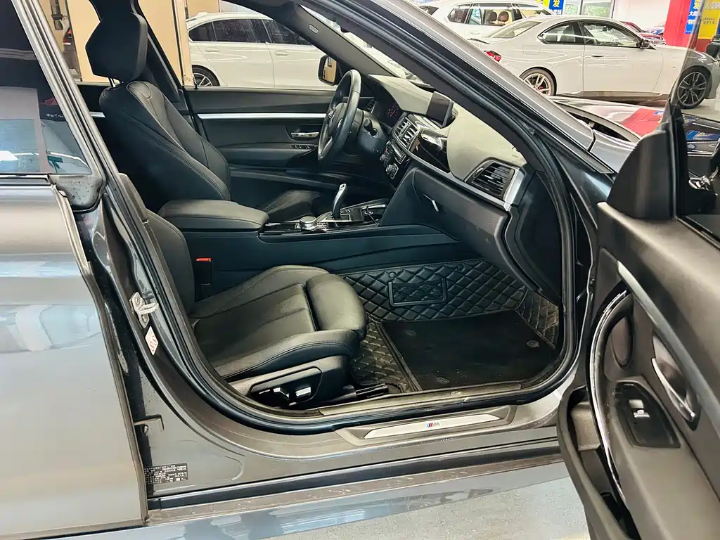 BMW 3 Series GT — фото 15
