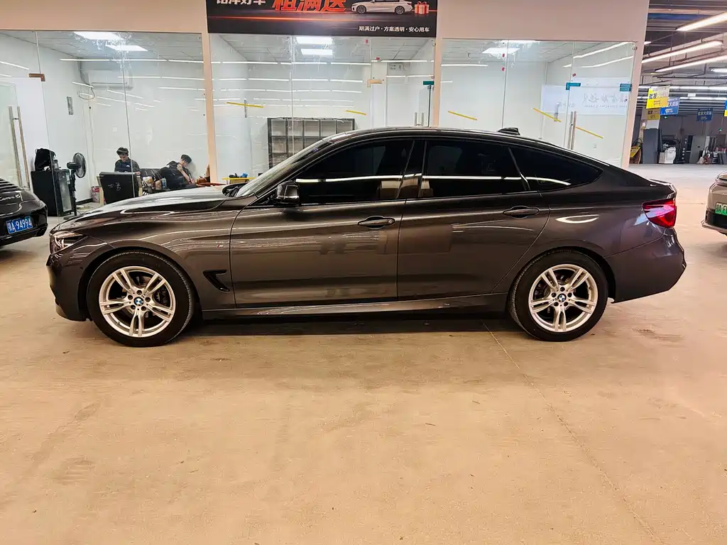 BMW 3 Series GT — фото 7