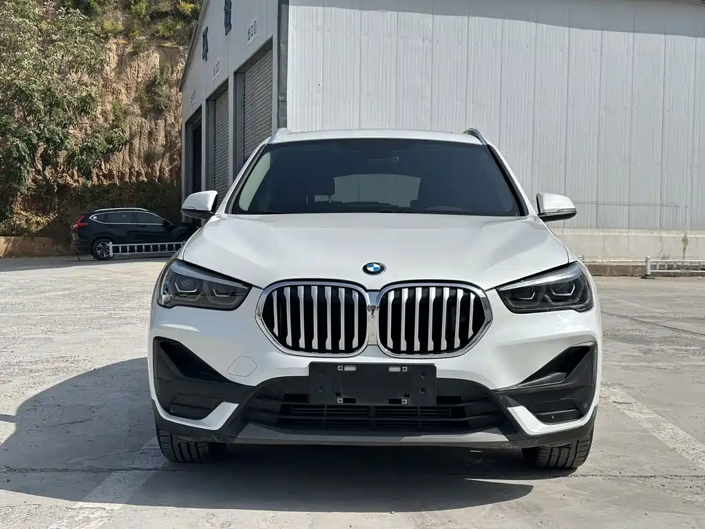 BMW X1 — фото 2