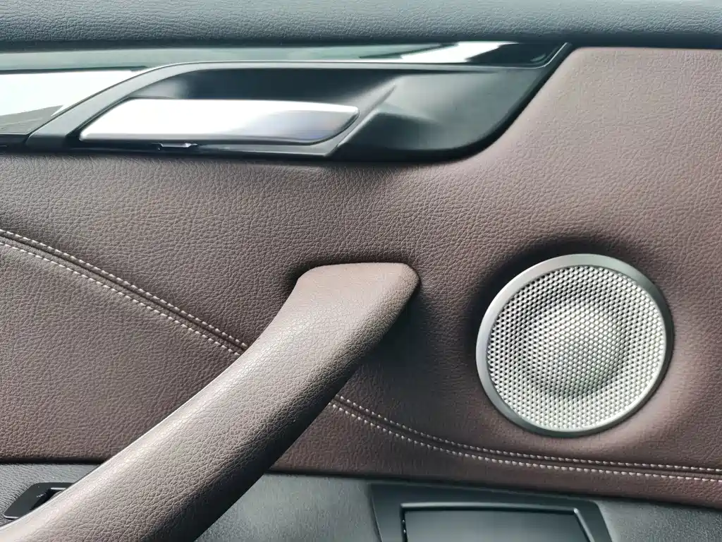 BMW X1 — фото 25