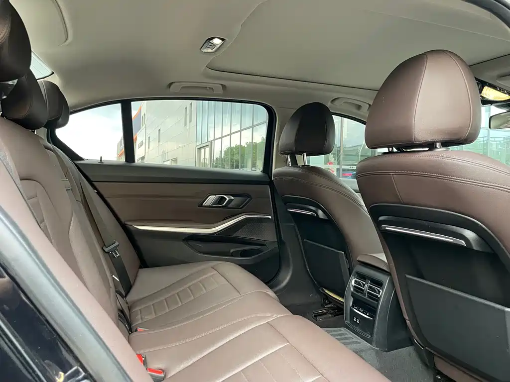 BMW 3 Series — фото 11