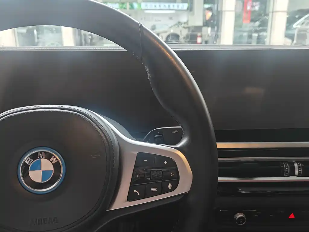 BMW i3 — фото 4