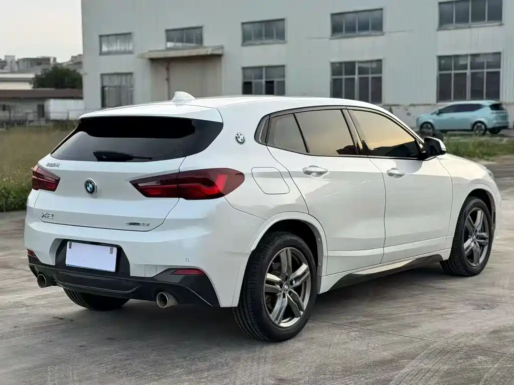 BMW X2 — фото 7