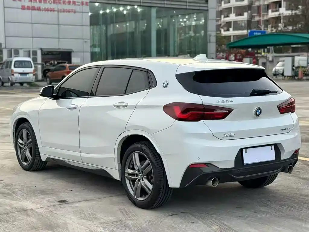 BMW X2 — фото 9