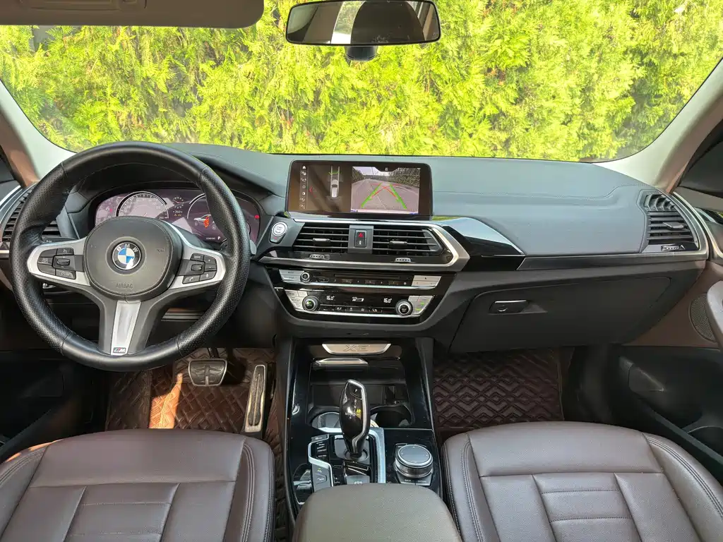 BMW X3 — фото 8