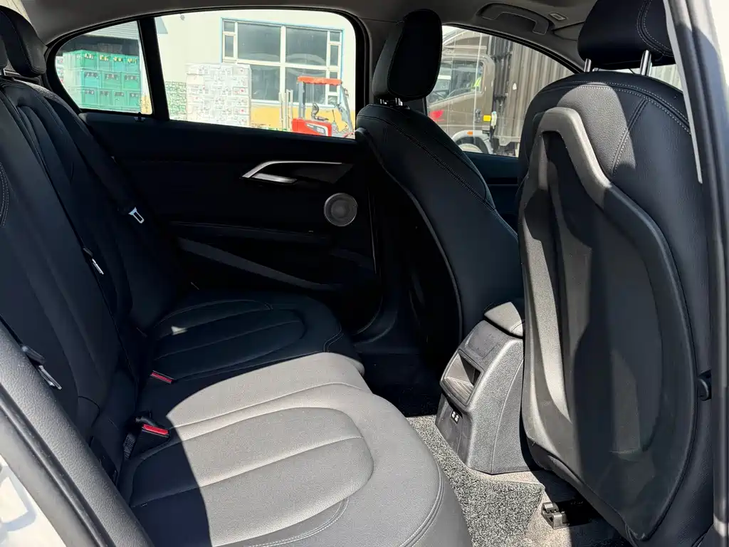 BMW 1 Series — фото 15
