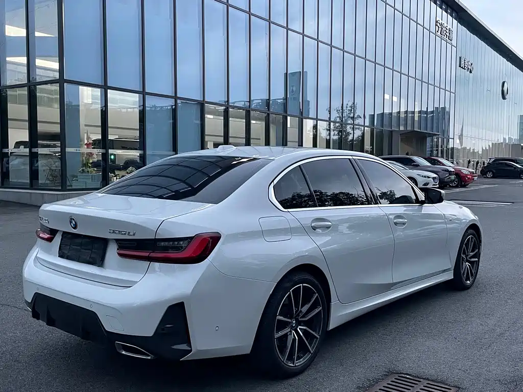 BMW 3 Series — фото 17