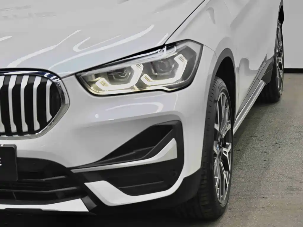 BMW X1 — фото 15
