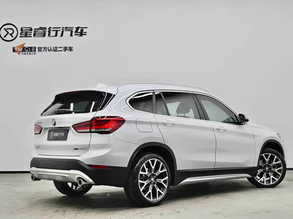 BMW X1 — фото 6