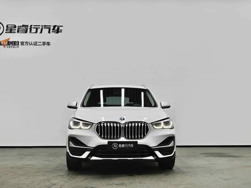 BMW X1 — фото 10