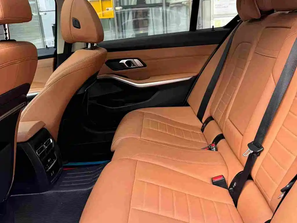 BMW 3 Series — фото 10