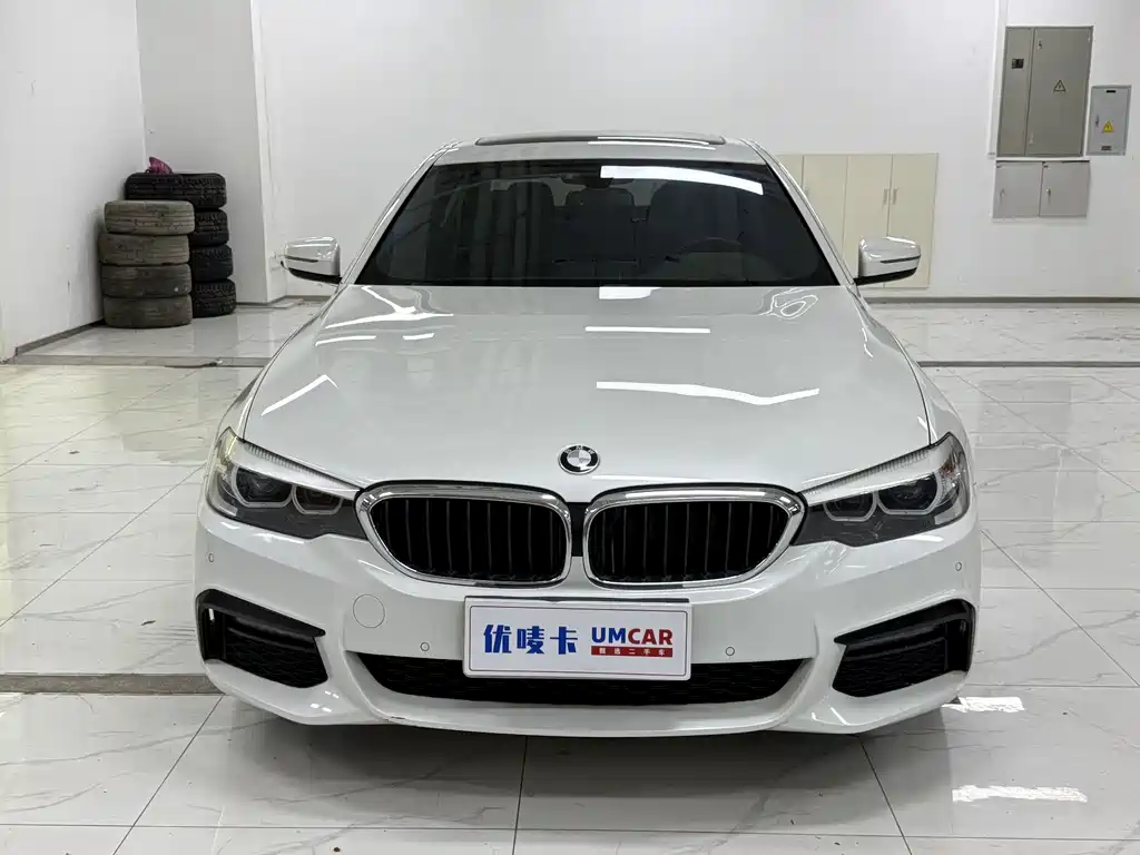 BMW 5 Series — фото 2