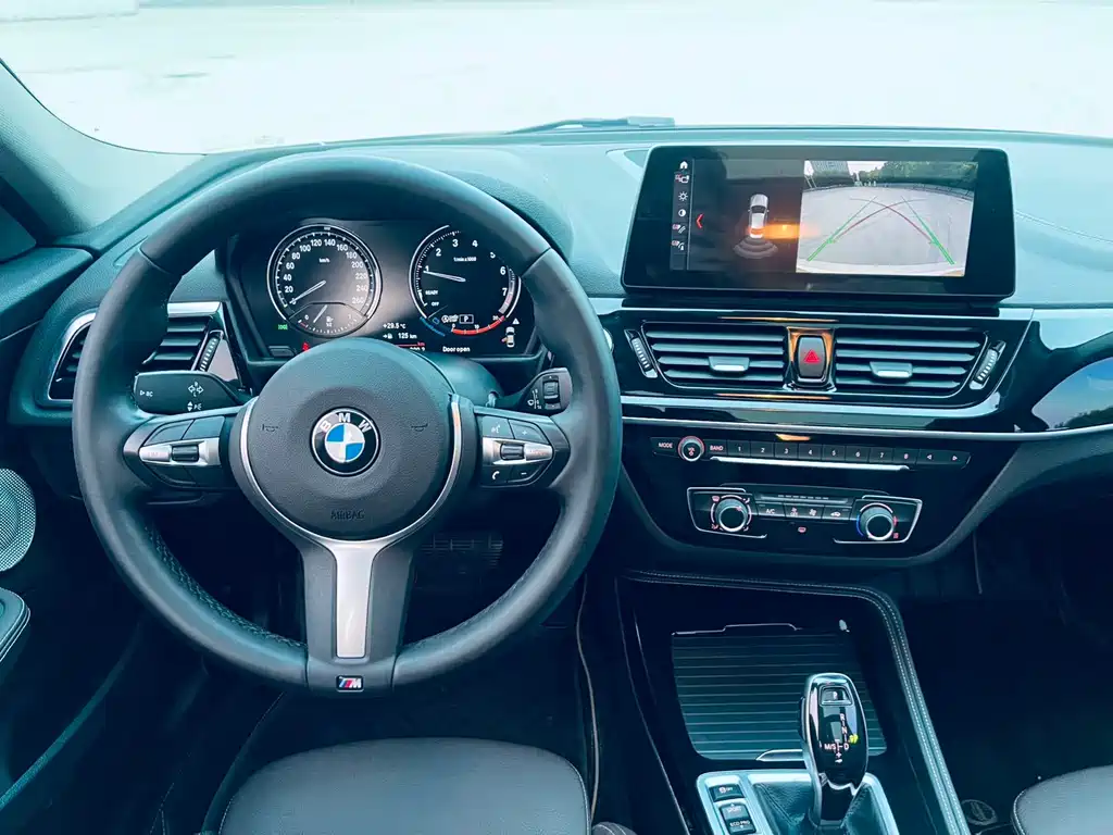 BMW 1 Series — фото 11