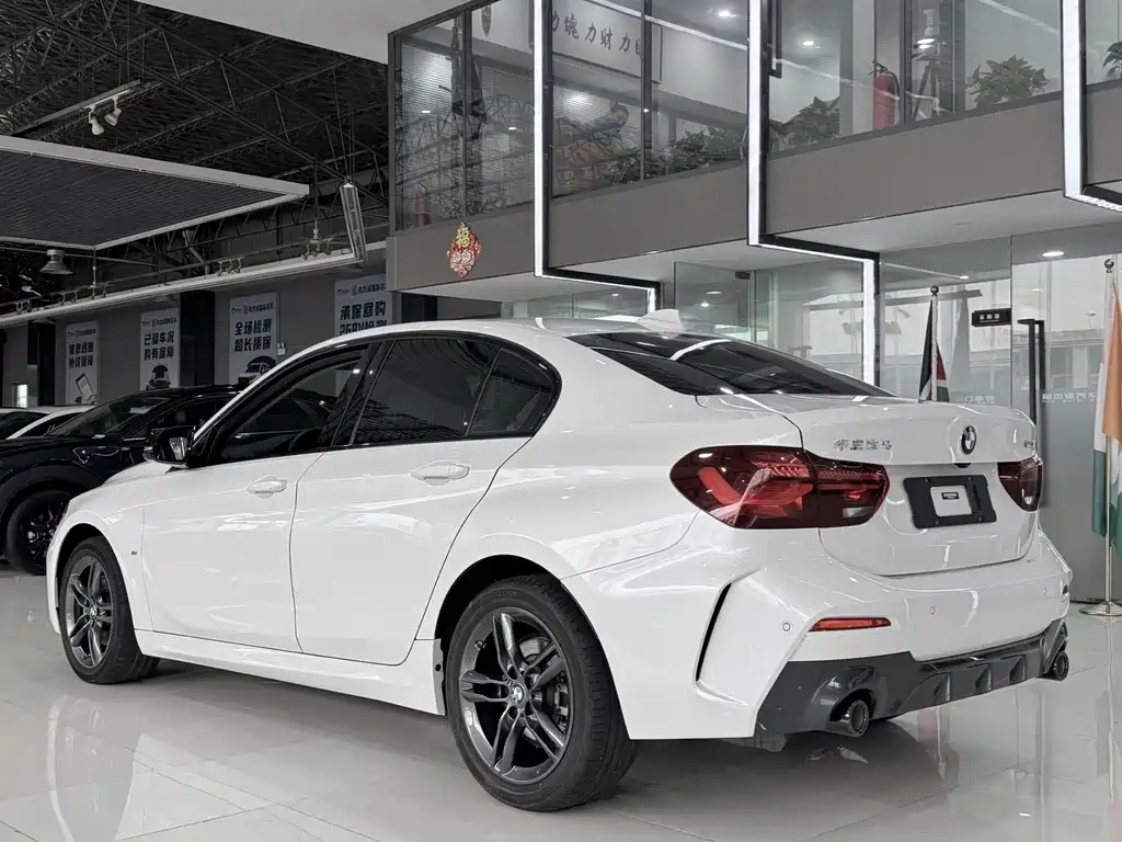 BMW 1 Series — фото 10