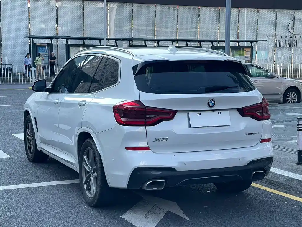 BMW X3 — фото 11