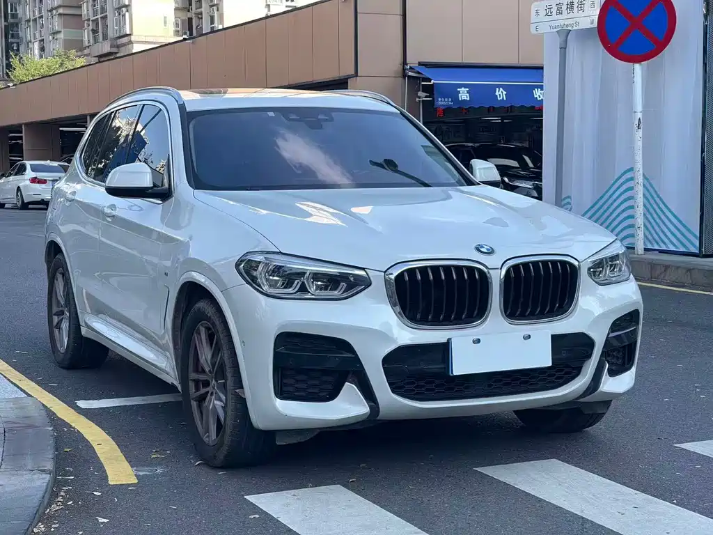 BMW X3 — фото 3
