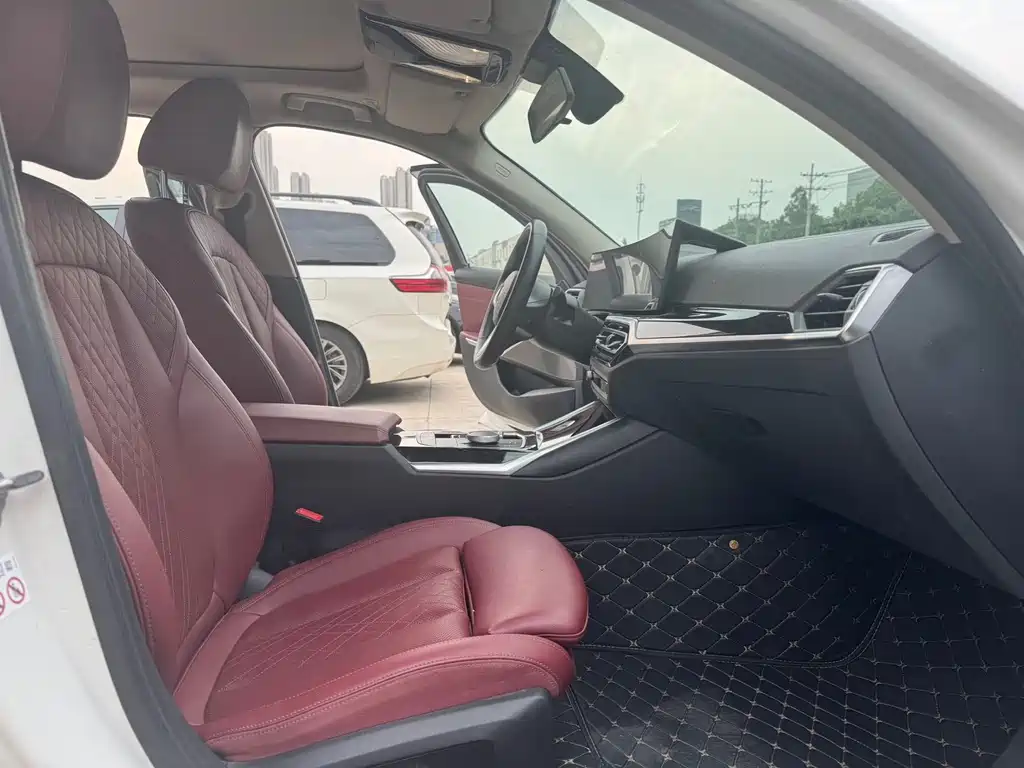 BMW i3 — фото 15