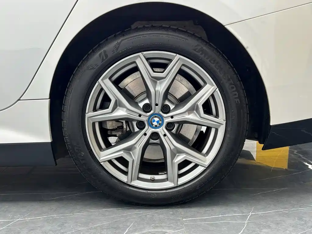 BMW i3 — фото 25