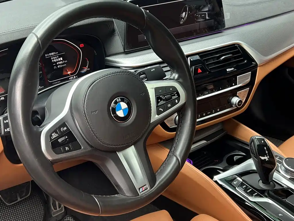 BMW 5 Series (Import) — фото 17