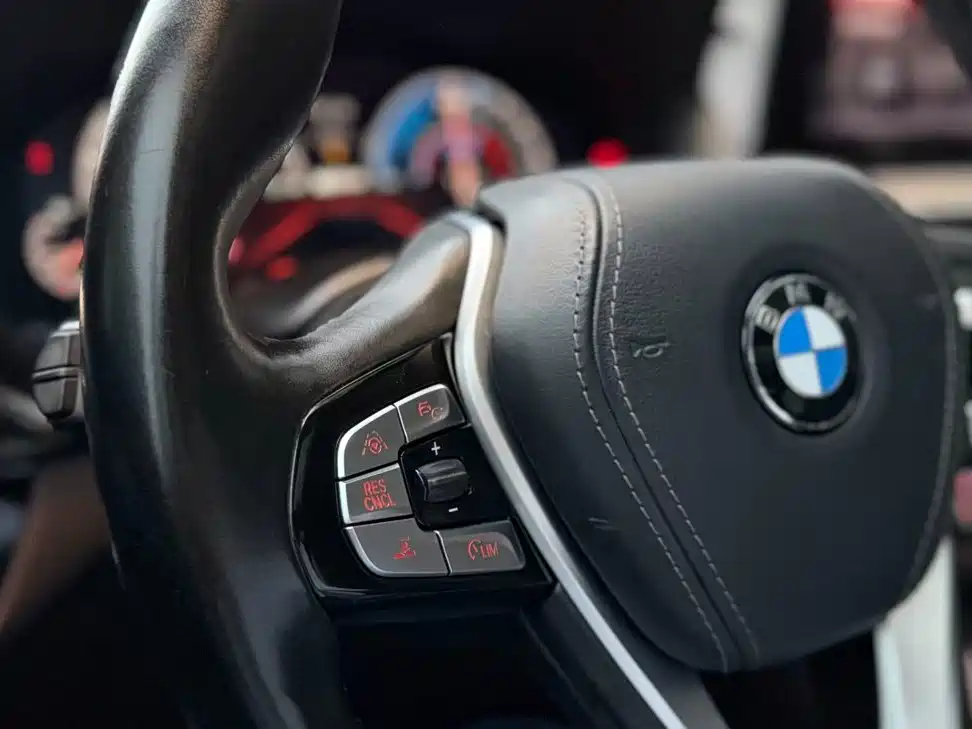 BMW 5 Series New Energy — фото 14