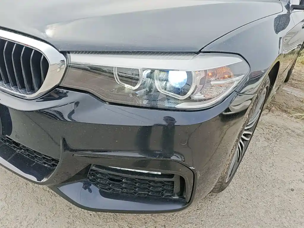 BMW 5 Series — фото 24