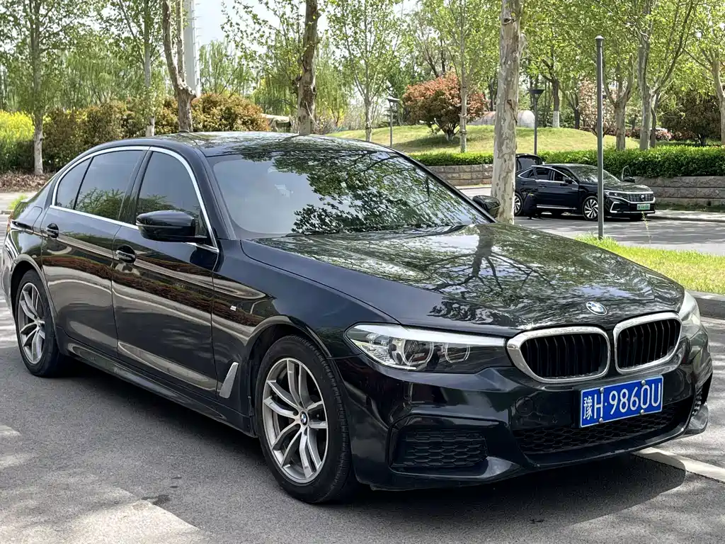 BMW 5 Series — фото 3