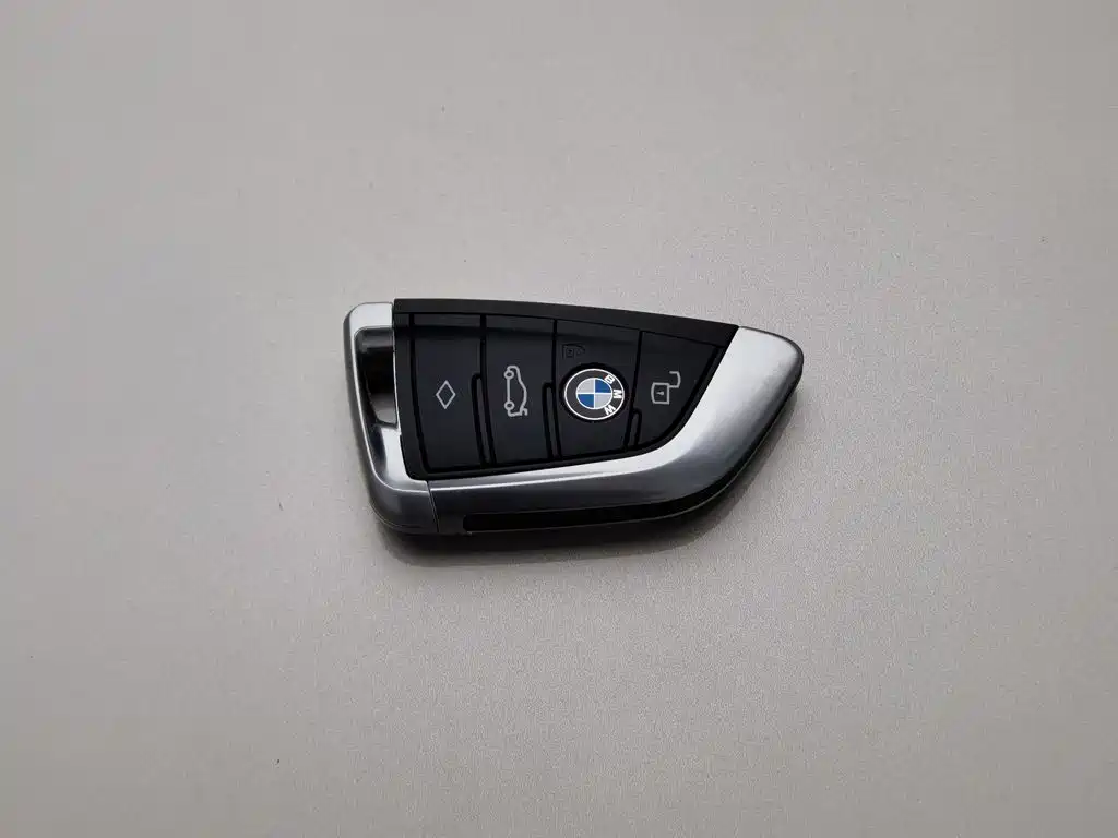 BMW 5 Series — фото 19