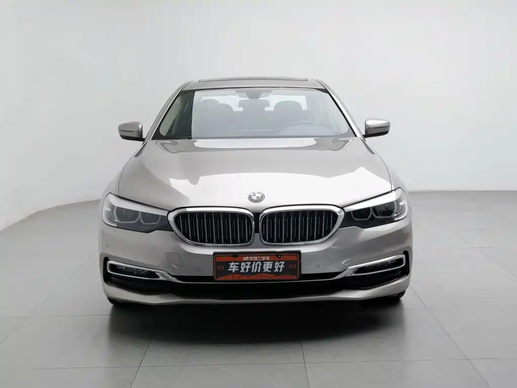 BMW 5 Series — фото 3
