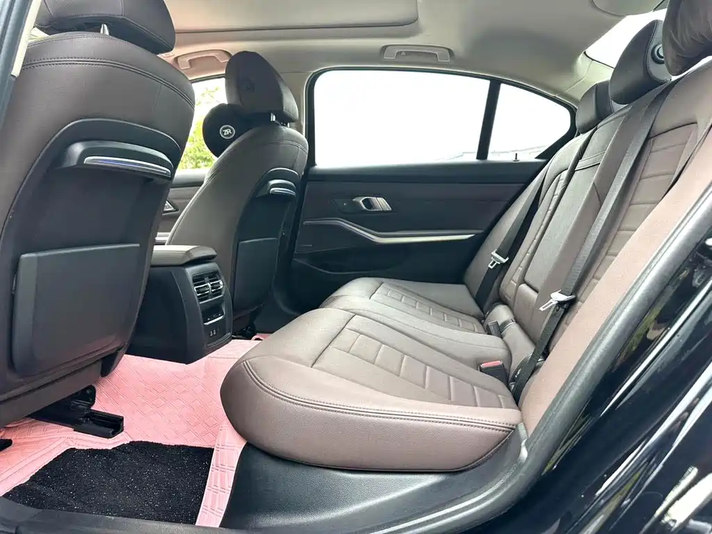 BMW 3 Series — фото 11
