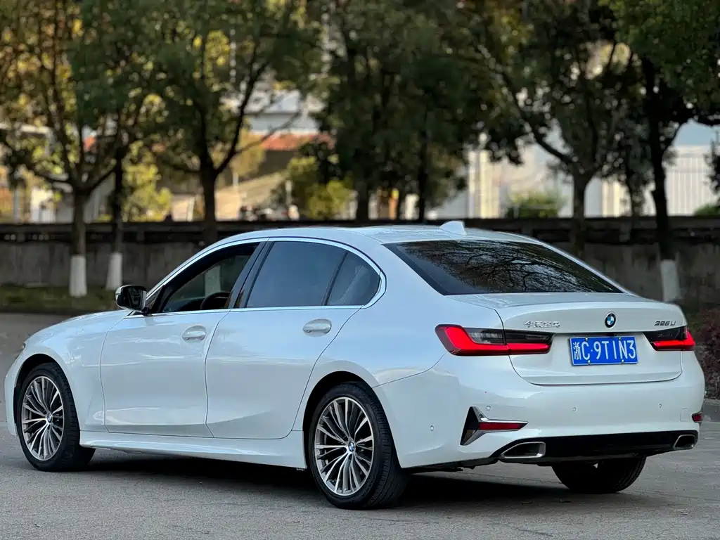 BMW 3 Series — фото 3