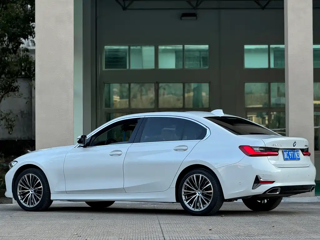 BMW 3 Series — фото 5