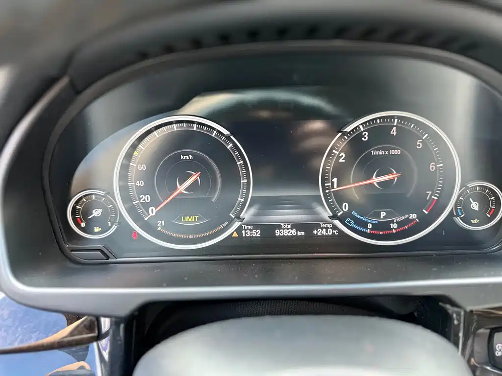 BMW X5 (Import) — фото 18
