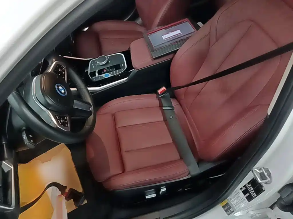 BMW i3 — фото 15