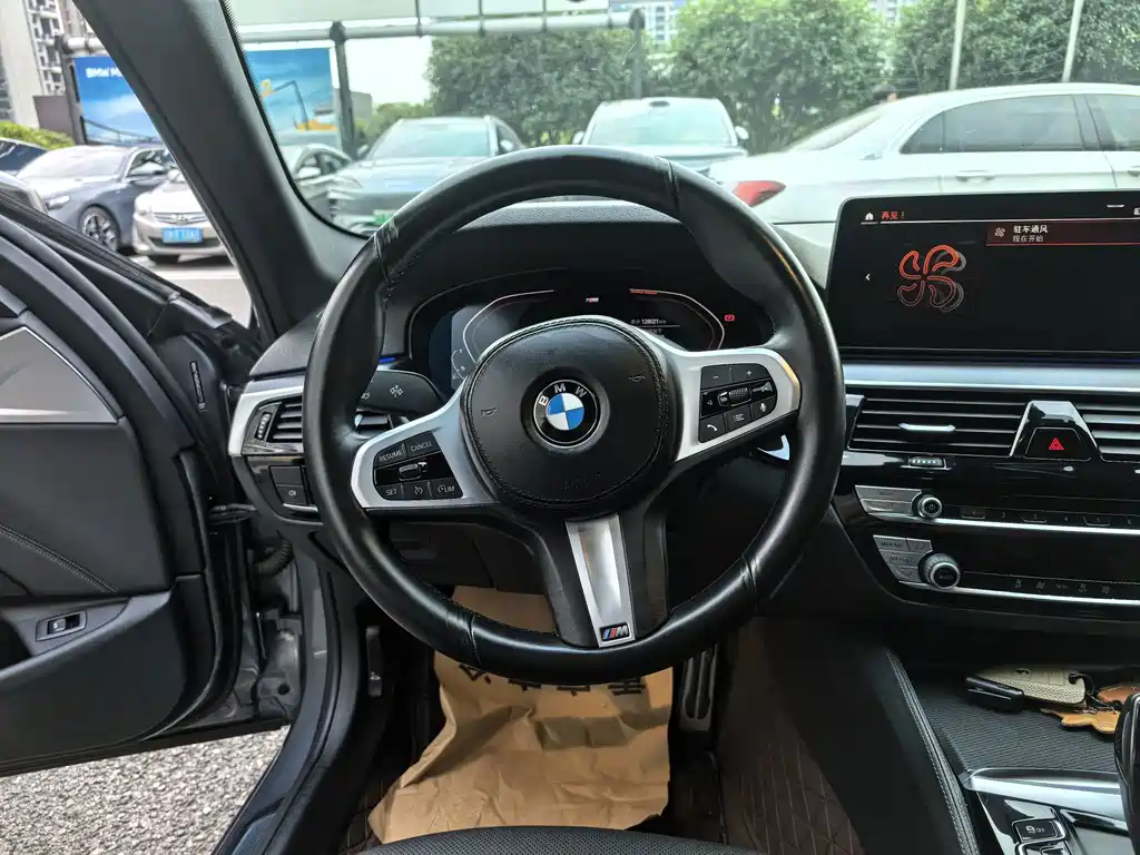 BMW 5 Series (Import) — фото 11