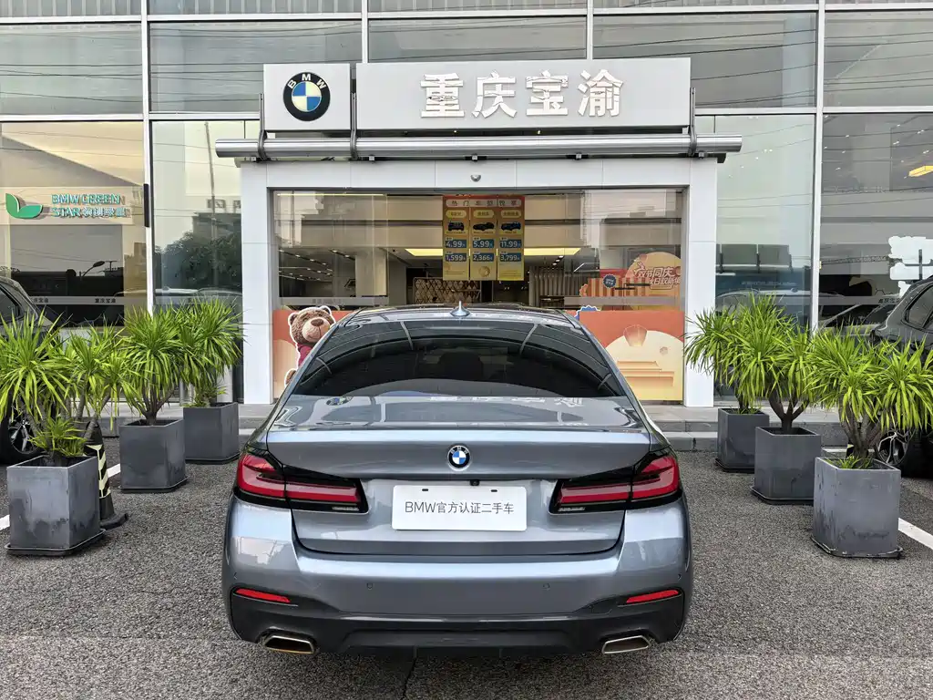 BMW 5 Series (Import) — фото 17