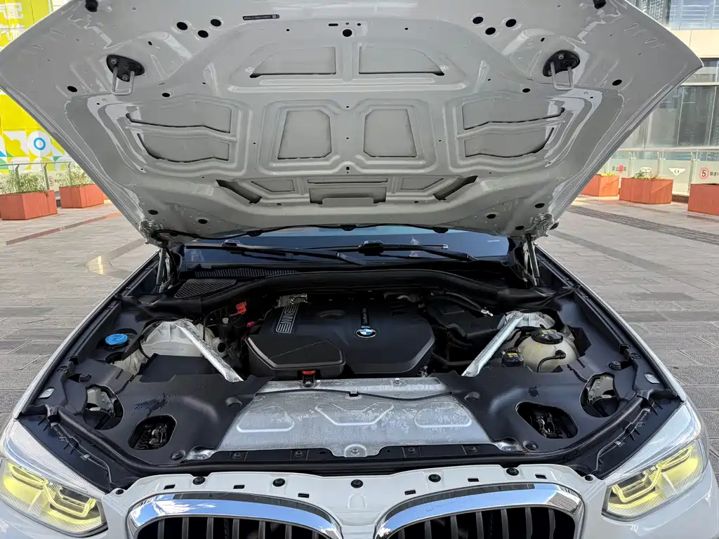 BMW X4 — фото 11