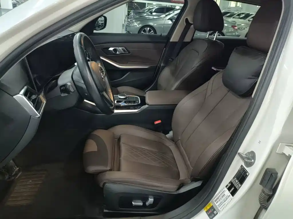 BMW i3 — фото 15