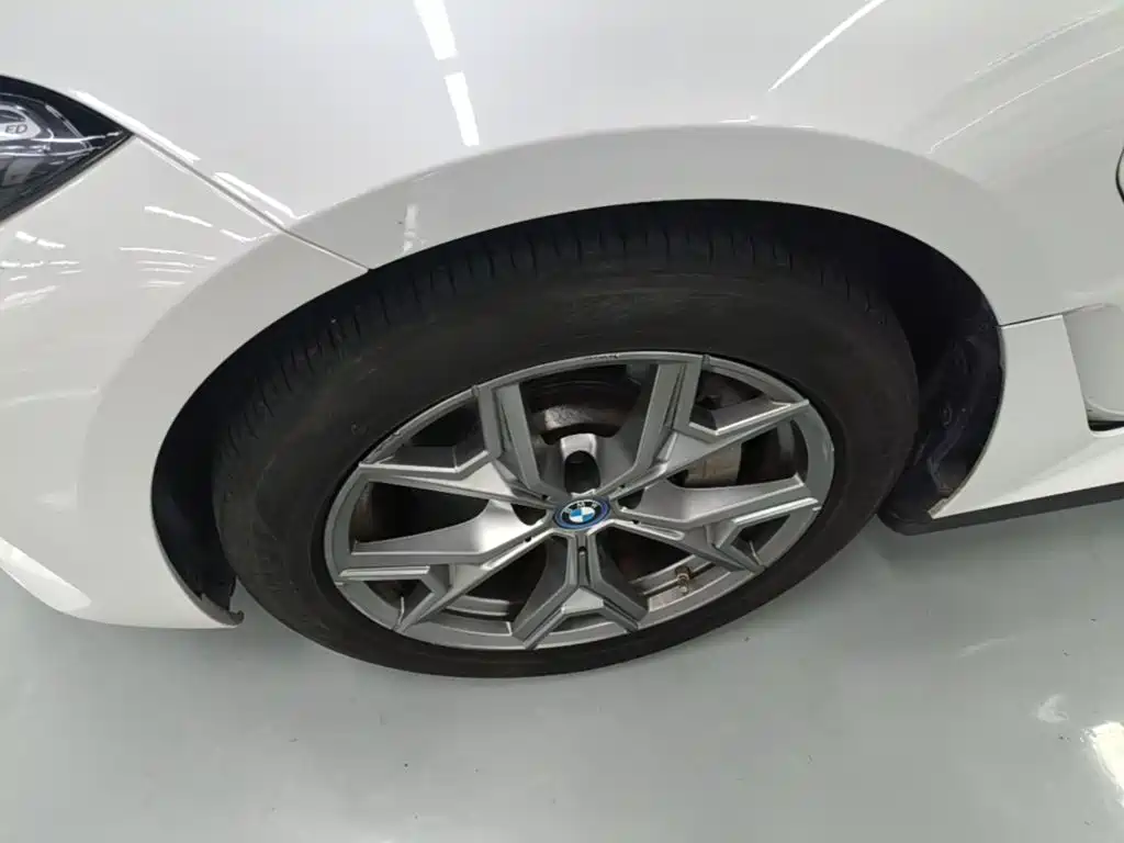 BMW i3 — фото 23