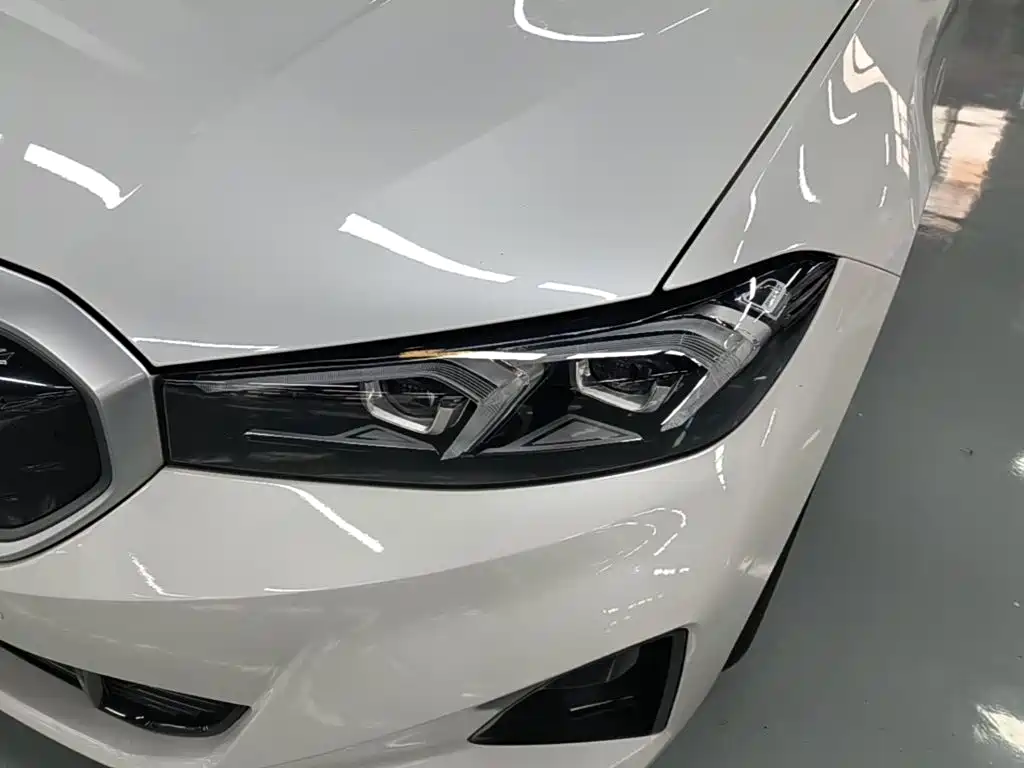 BMW i3 — фото 24
