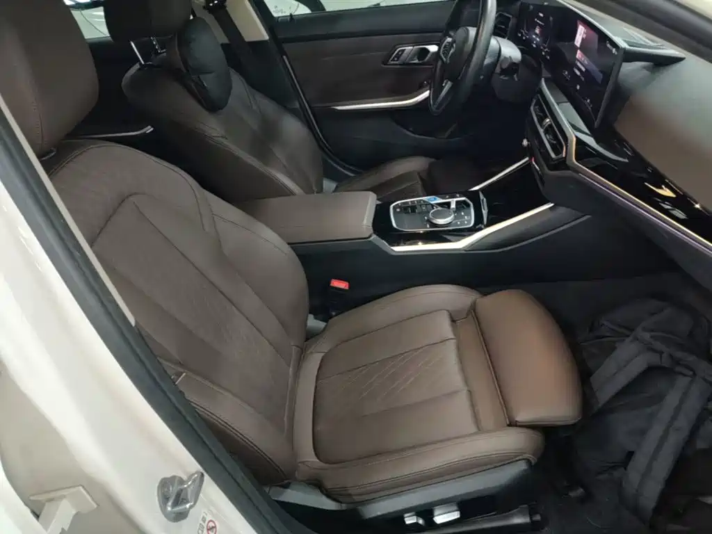 BMW i3 — фото 25