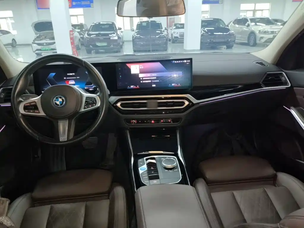 BMW i3 — фото 10