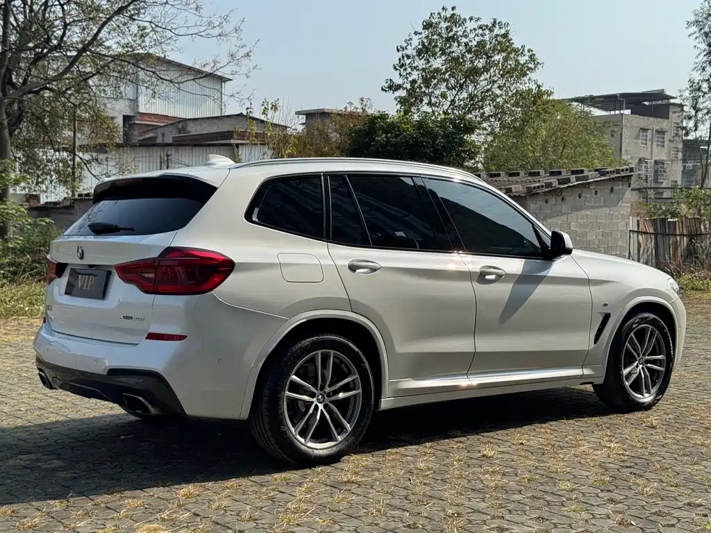 BMW X3 — фото 4