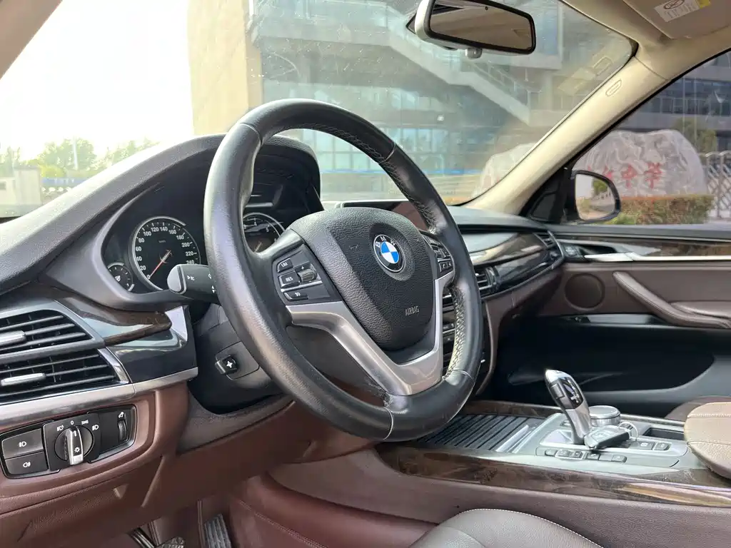 BMW X5 (Import) — фото 11