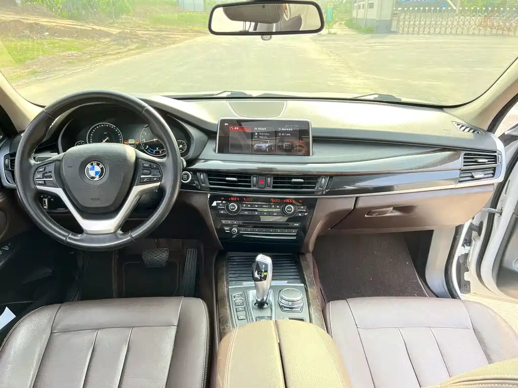BMW X5 (Import) — фото 13
