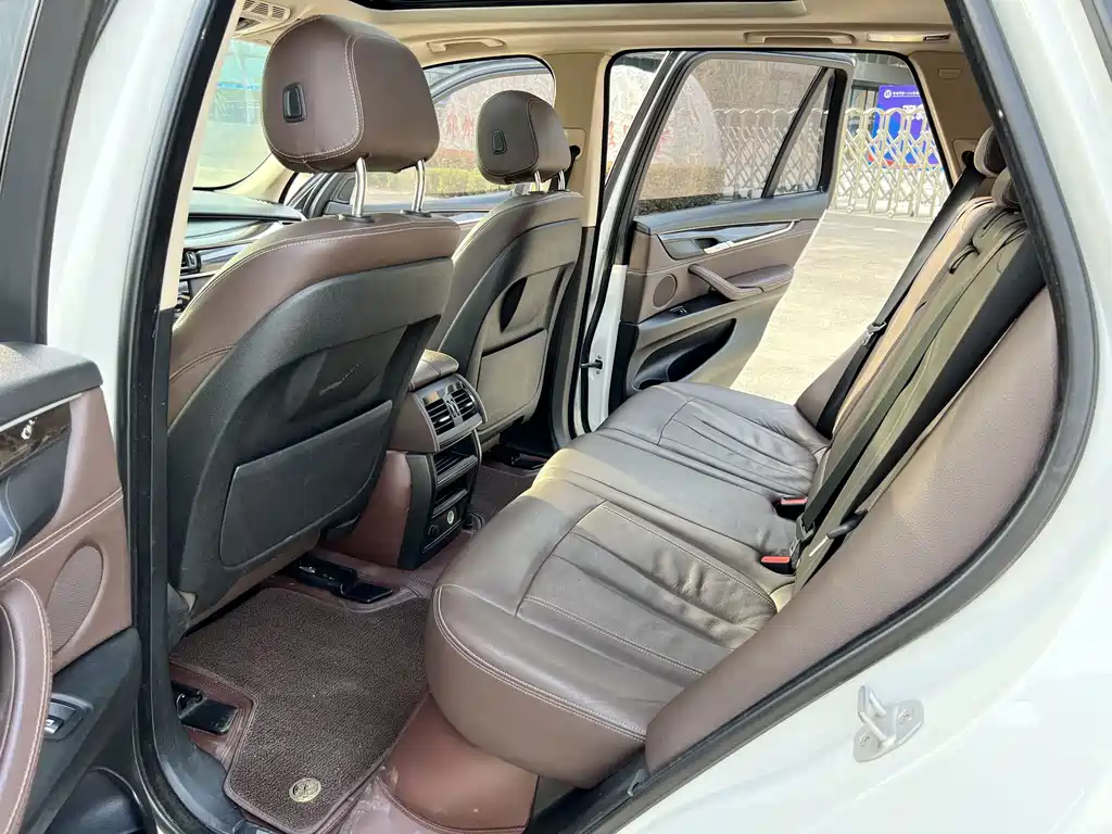 BMW X5 (Import) — фото 15